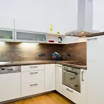 Modern Apartment Ve Smeckach 7