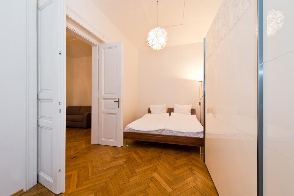 Modern Ve Smeckach 7 * Praga